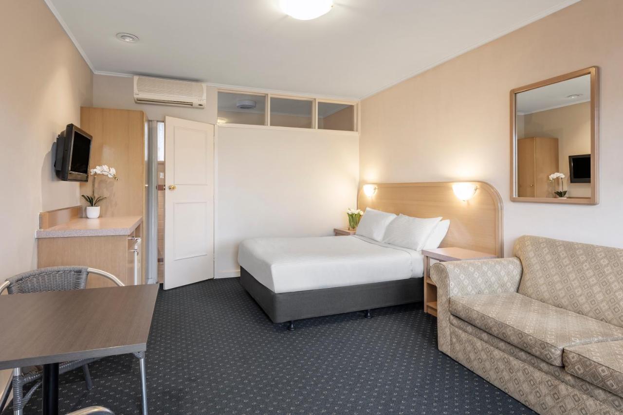 Dorset Gardens Hotel クロイドン エクステリア 写真
